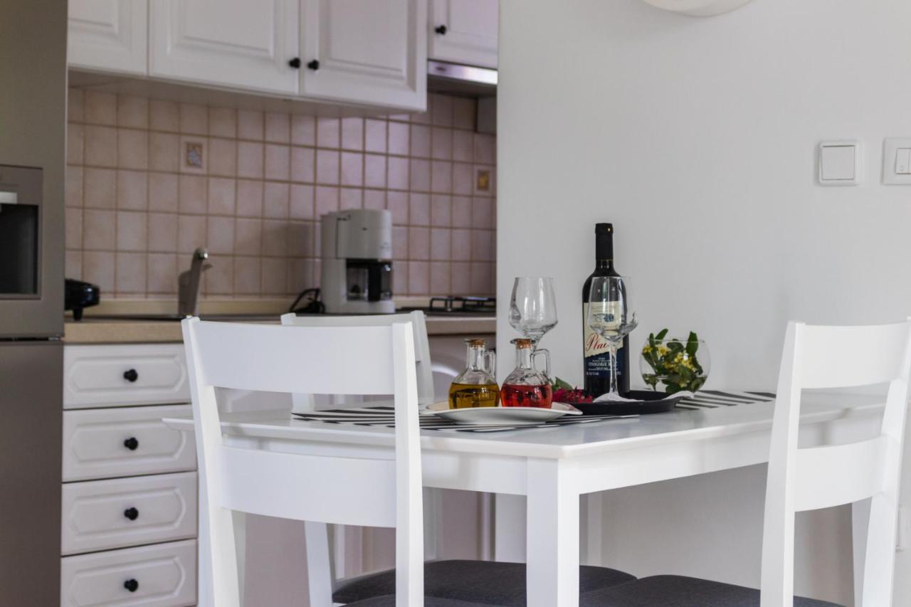 Apartments Summer Touch Petrcane Eksteriør billede