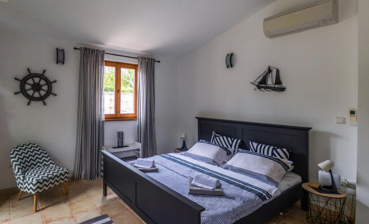 Apartments Summer Touch Petrcane Eksteriør billede
